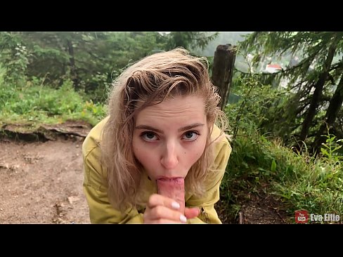❤️ Nighean a’ slugadh cum às deidh blowjob poblach - Eva Elfi ❤❌ Bhidio gnè aig porn gd.xxxshake.ru ﹏